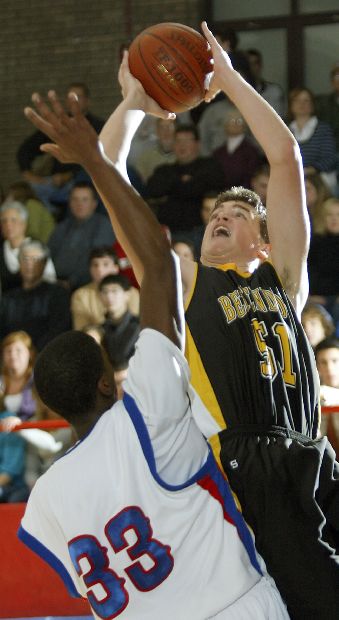 js010909HoopsBett@CentralBoys